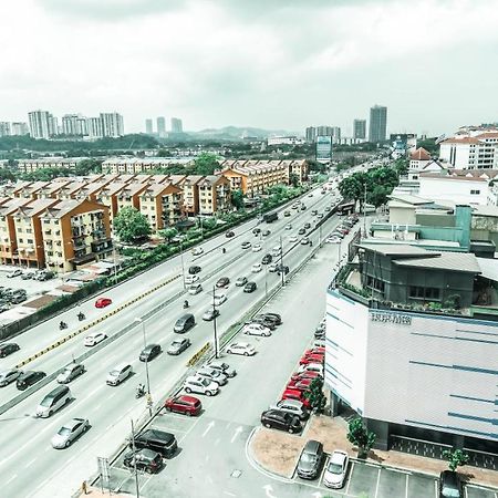Greenfield Residence Bandar Sunway By Airhost เปอตาลิงจายา ภายนอก รูปภาพ