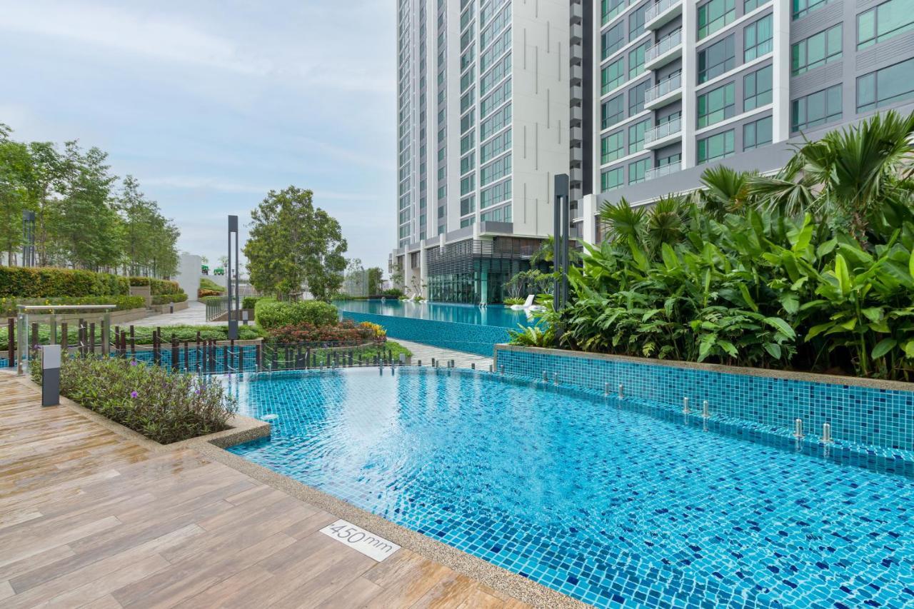 Greenfield Residence Bandar Sunway By Airhost เปอตาลิงจายา ภายนอก รูปภาพ